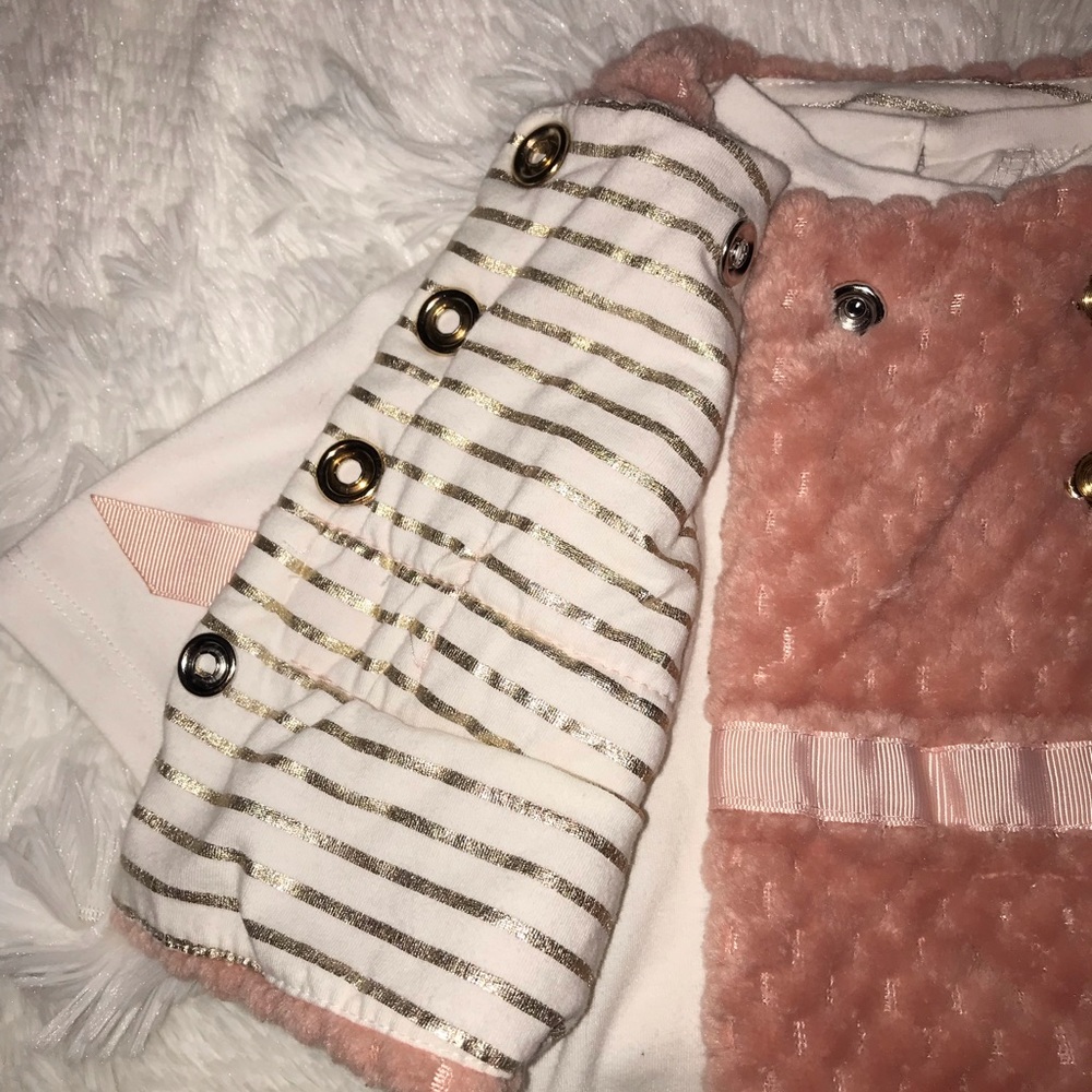 TAHARIBaby vest/shirt - Picture 2 of 7